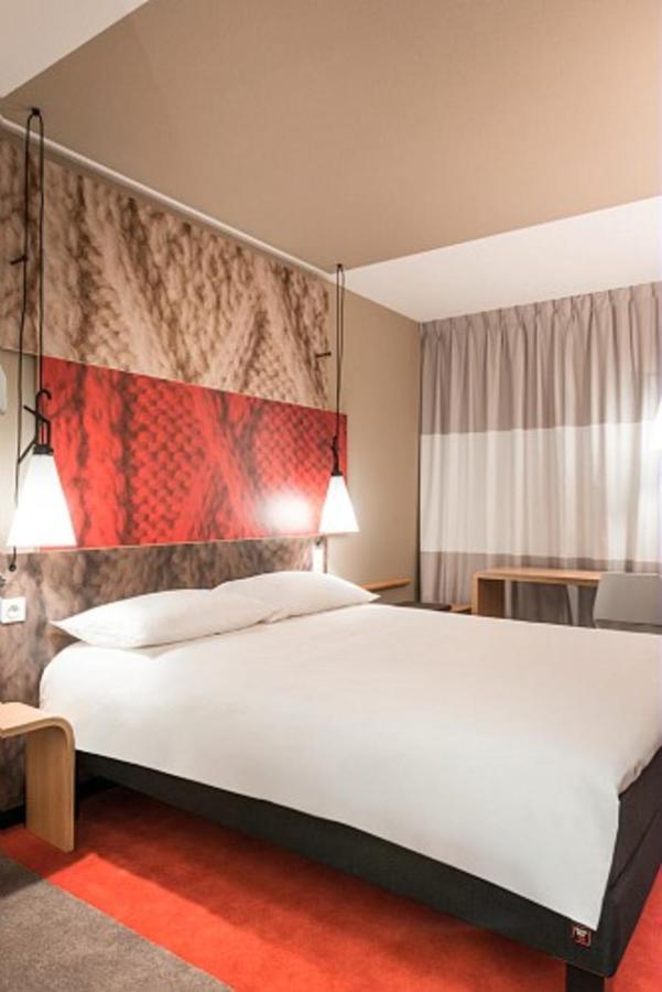 Ibis Bordeaux Centre - Gare Saint-Jean Hotel Exterior photo